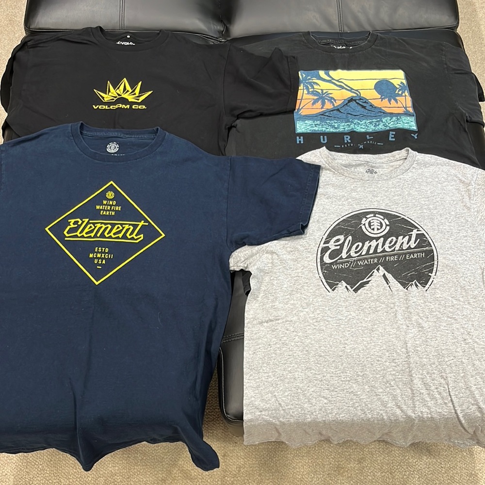 Lot of 4 Medium Men’s Tilly’s shirts